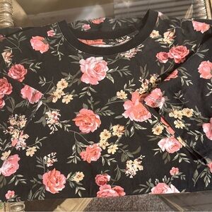 Forever 21 Black and Pink Floral Short Sleeve Tee